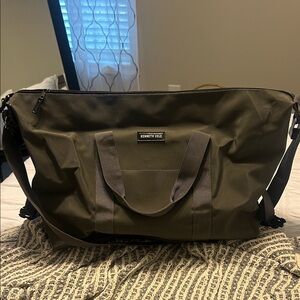 Kenneth Cole Dark Green Duffel Bag